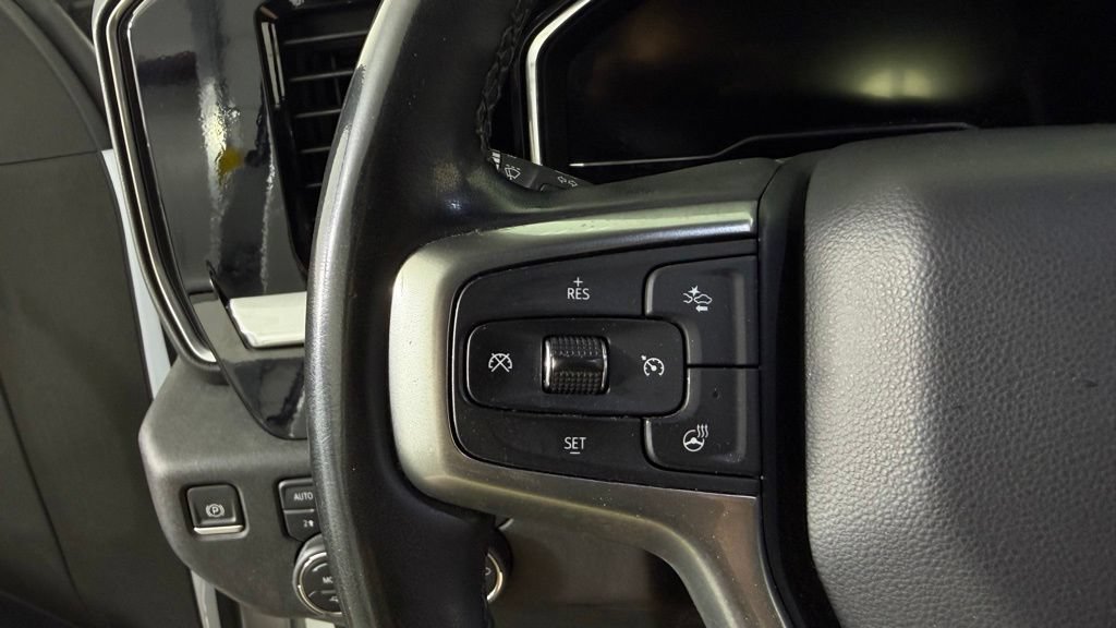 Used 2024 Chevrolet Silverado 1500 LT AWD/4WD image 17