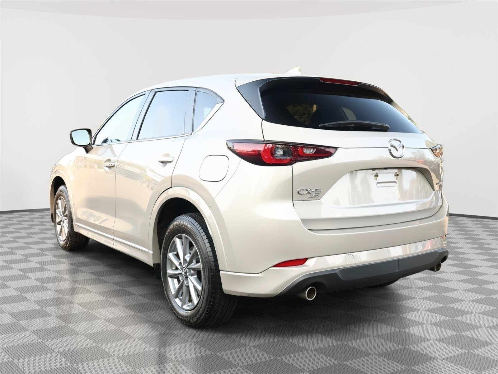 Used 2025 MAZDA CX-5 AWD 2.5 S w/ Preferred Package image 5