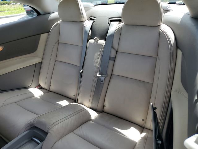 Used 2011 Volvo C70 T5 w/ Convenience Pkg image 8