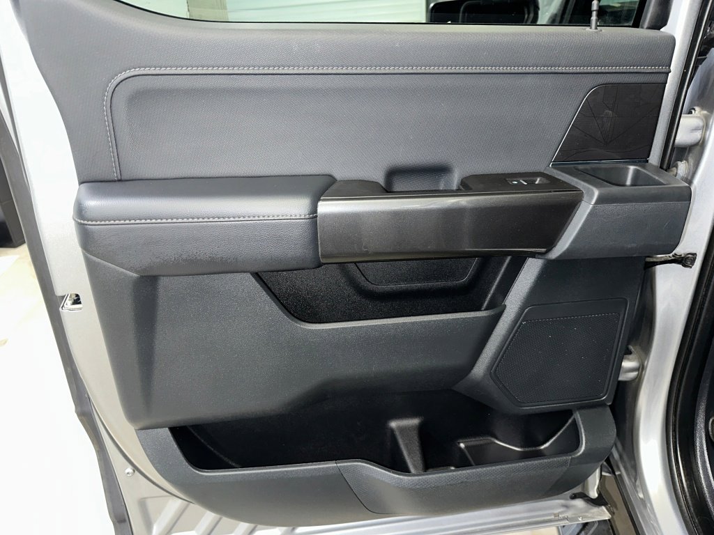 Used 2021 Ford F150 XLT w/ Equipment Group 302A High image 17