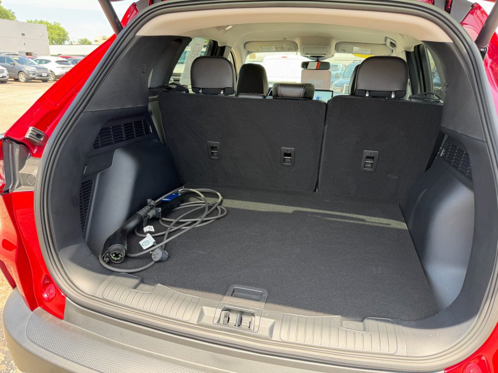 Used 2025 Ford Escape SE w/ PHEV Premium Package FWD image 12