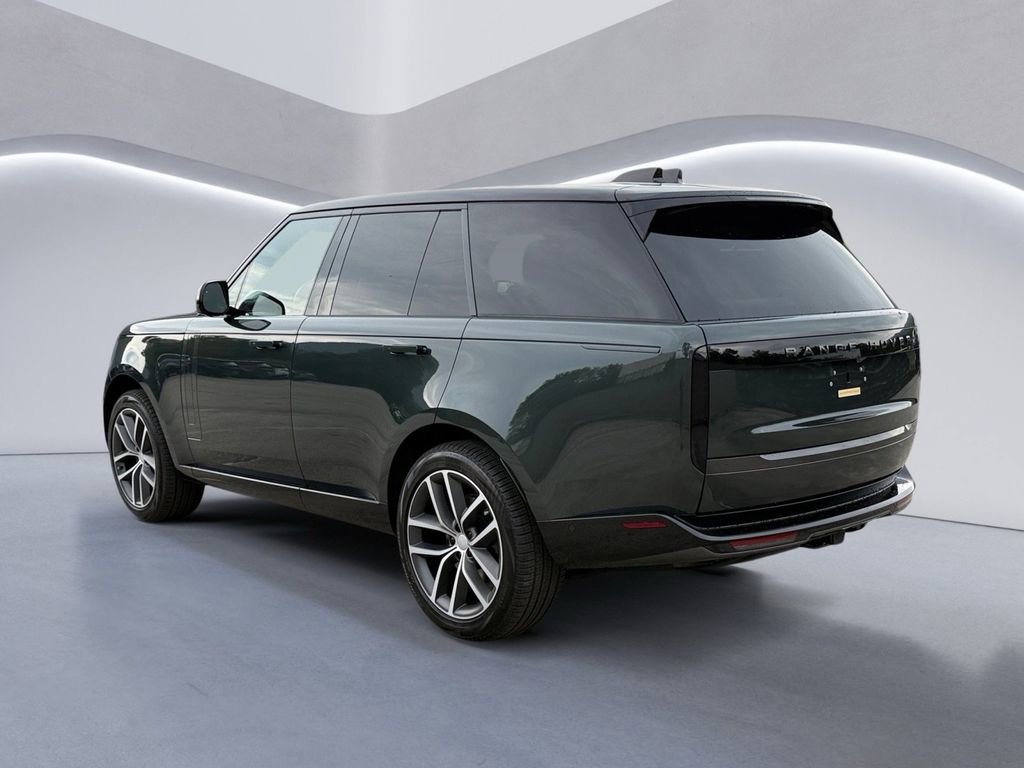 New 2025 Land Rover Range Rover SE image 5
