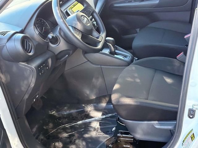 Used 2025 Nissan Kicks Play S image 26