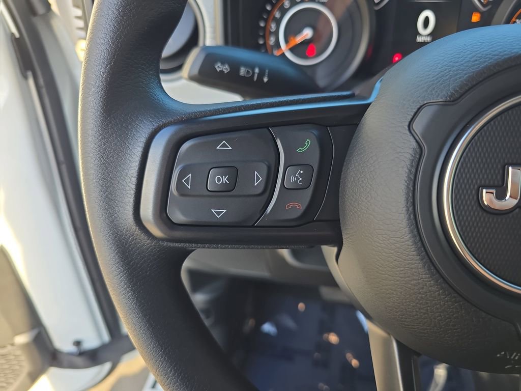 New 2026 Jeep Gladiator Sport AWD/4WD image 17