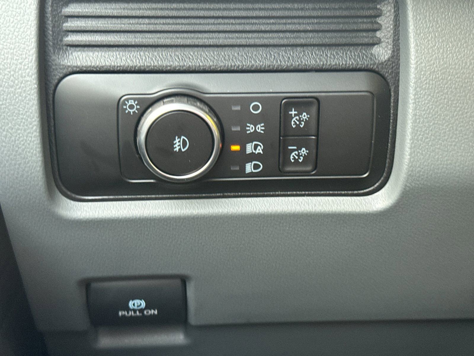 New 2026 Ford F350 XL w/ XL Chrome Package image 25