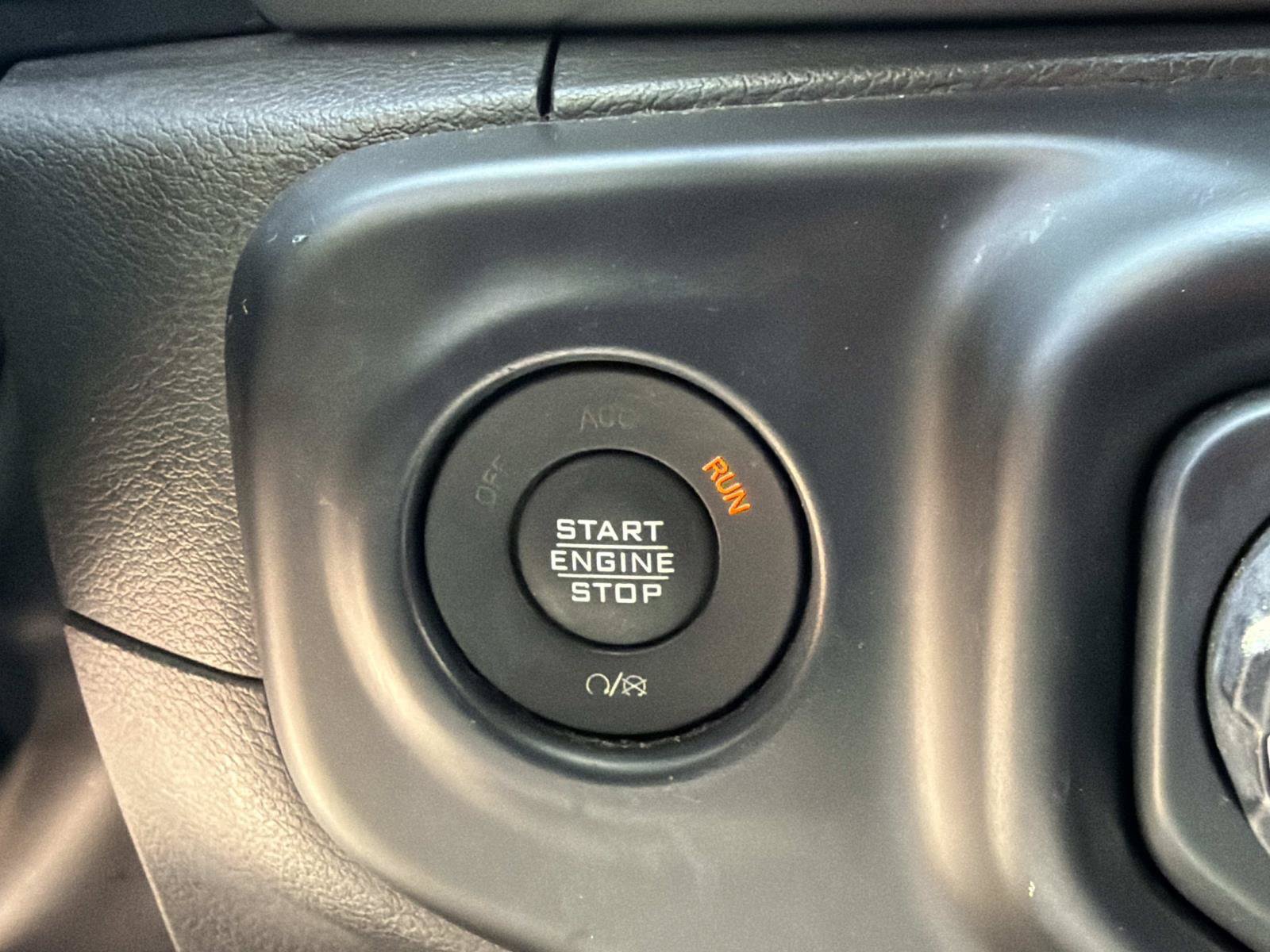 Used 2022 Jeep Wrangler Unlimited Sport AWD/4WD image 30