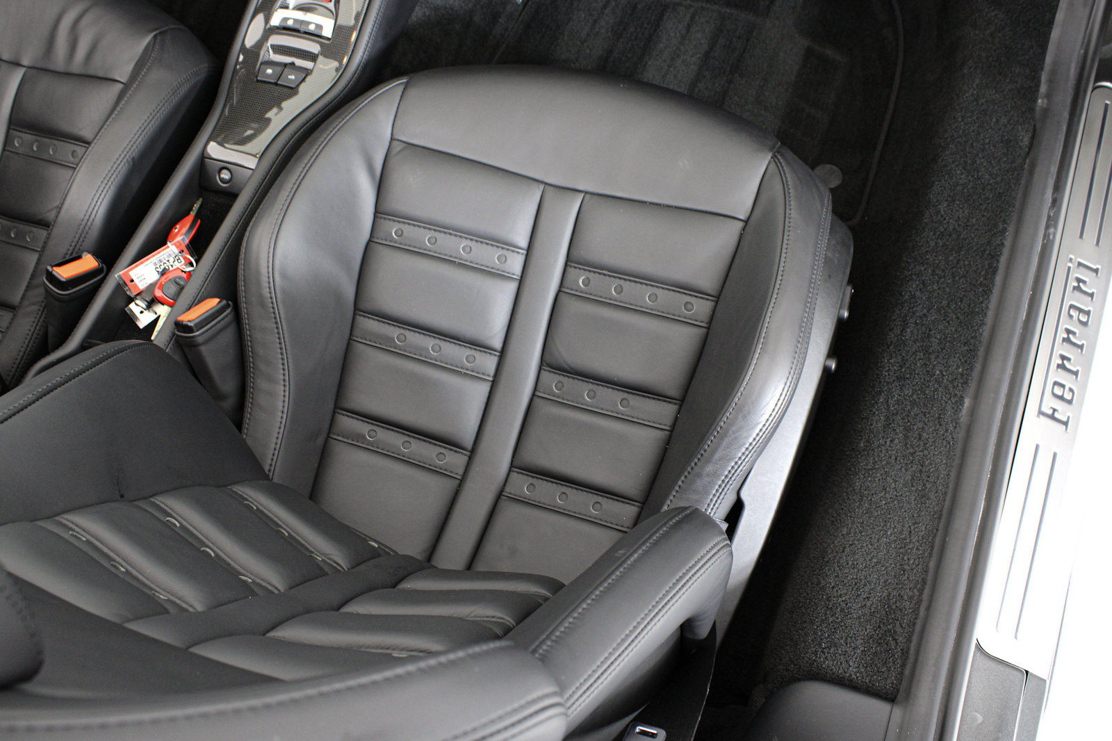 Certified 2013 Ferrari 458 Spider RWD image 29