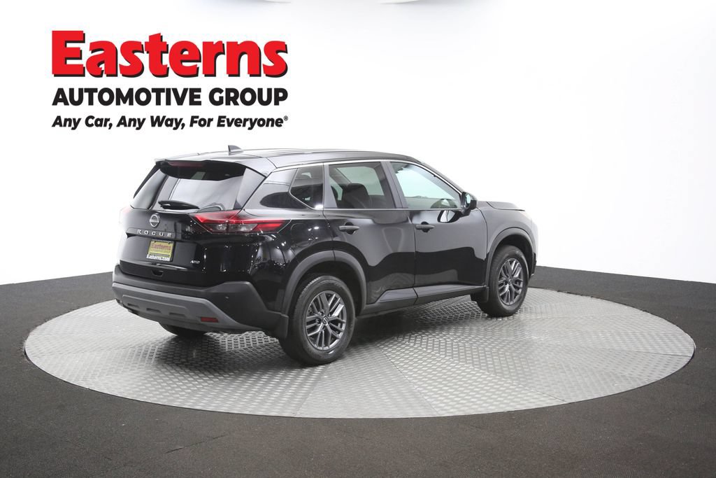 Used 2023 Nissan Rogue S AWD/4WD image 42