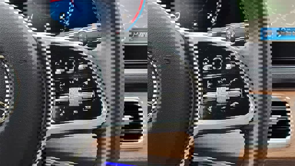 Used 2022 Mercedes-Benz GLE 350 4MATIC image 11