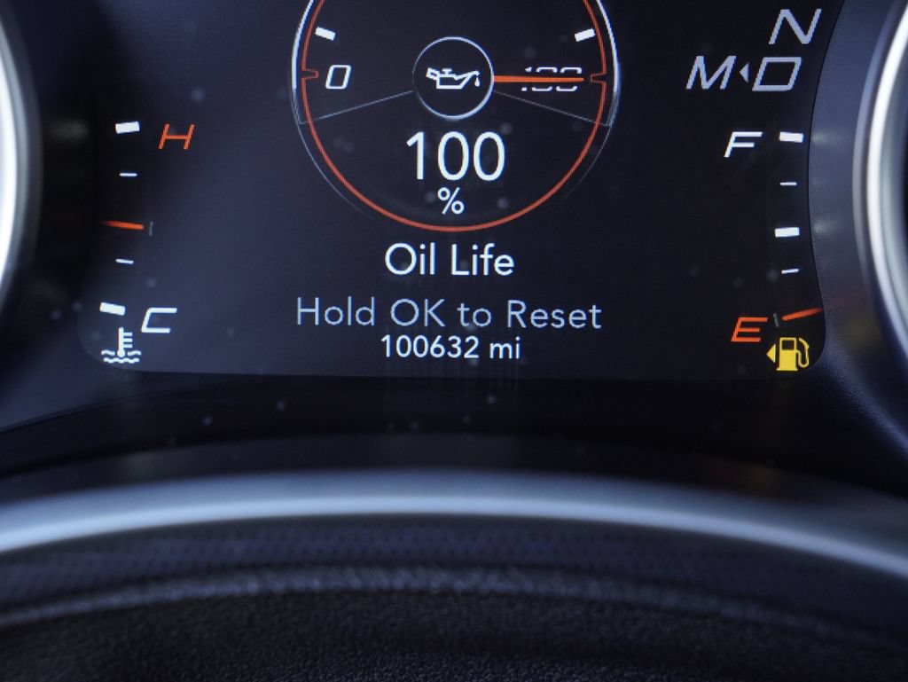 Used 2016 Dodge Charger SXT RWD image 15