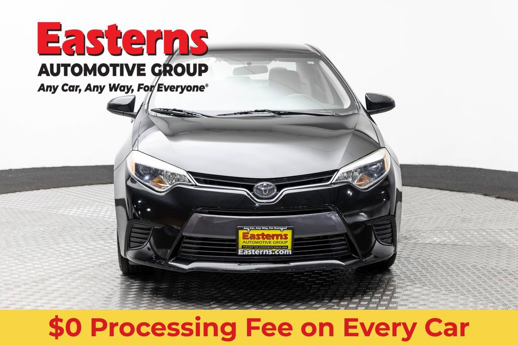 Used 2016 Toyota Corolla LE FWD image 2