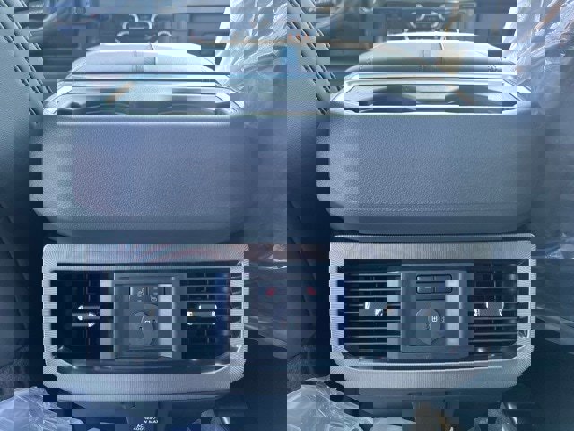 New 2026 Ford F450 Platinum image 35