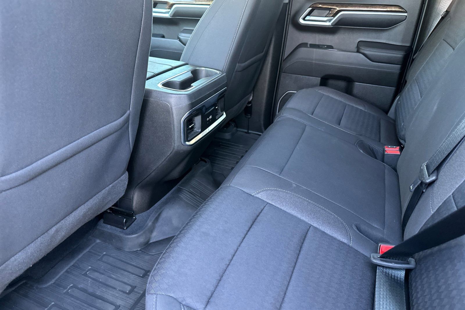 Used 2022 GMC Sierra 1500 Elevation w/ Preferred Package AWD/4WD image 13