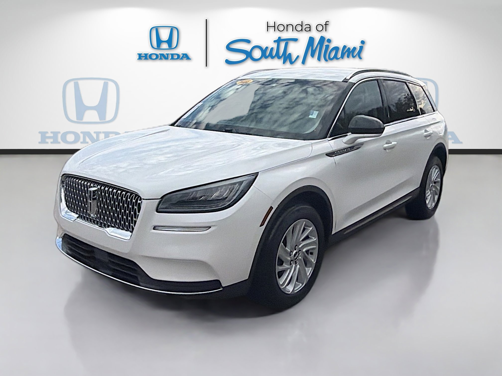 Used 2020 Lincoln Corsair FWD image 3