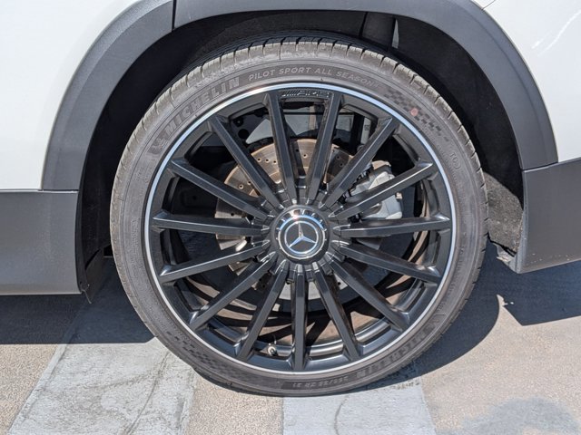Certified 2023 Mercedes-Benz GLB 35 AMG 4MATIC image 17