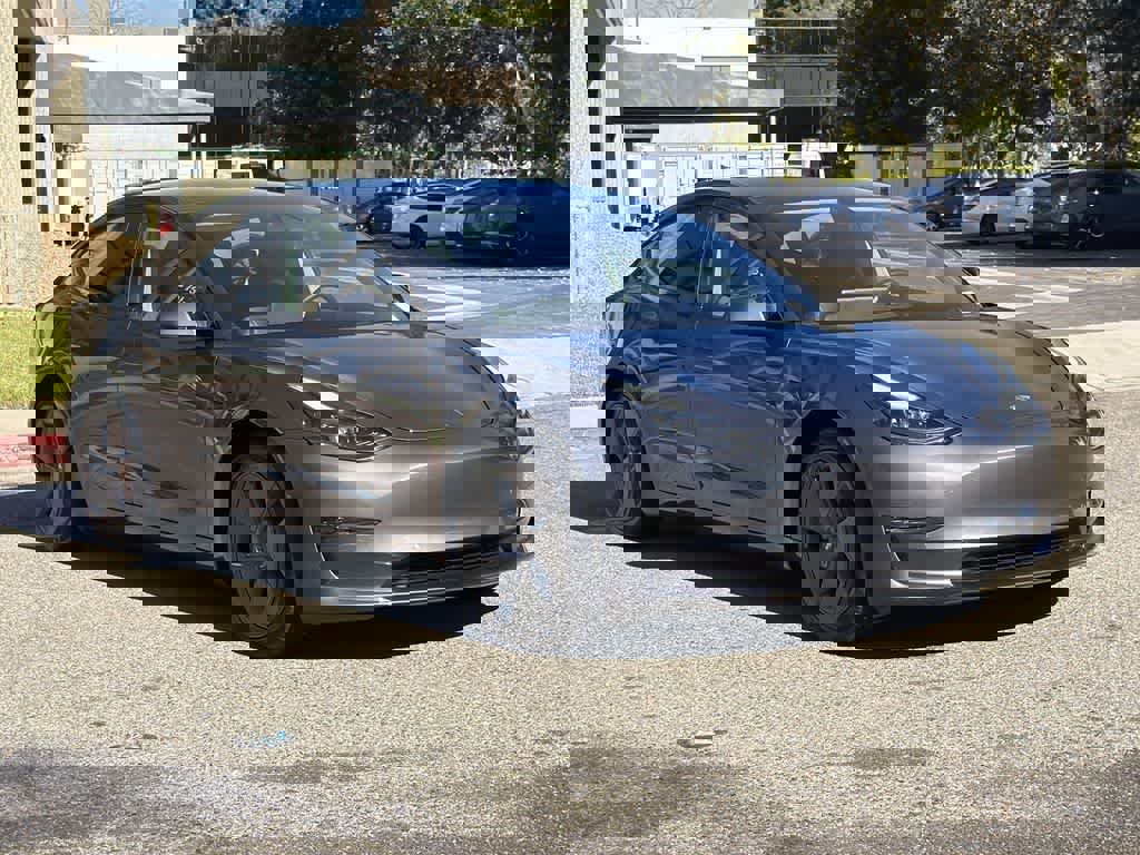 Used 2022 Tesla Model 3 image 8