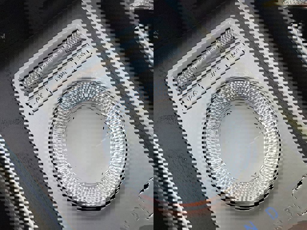 Used 2021 Genesis GV80 2.5T w/ Advanced Package 02 image 32