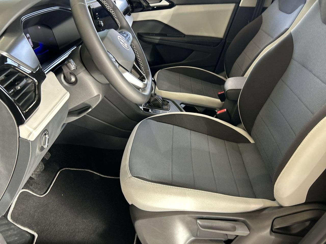 New 2026 Volkswagen Taos S FWD image 15