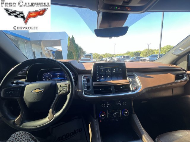 Used 2024 Chevrolet Suburban High Country w/ Advanced Technology Package AWD/4WD image 10