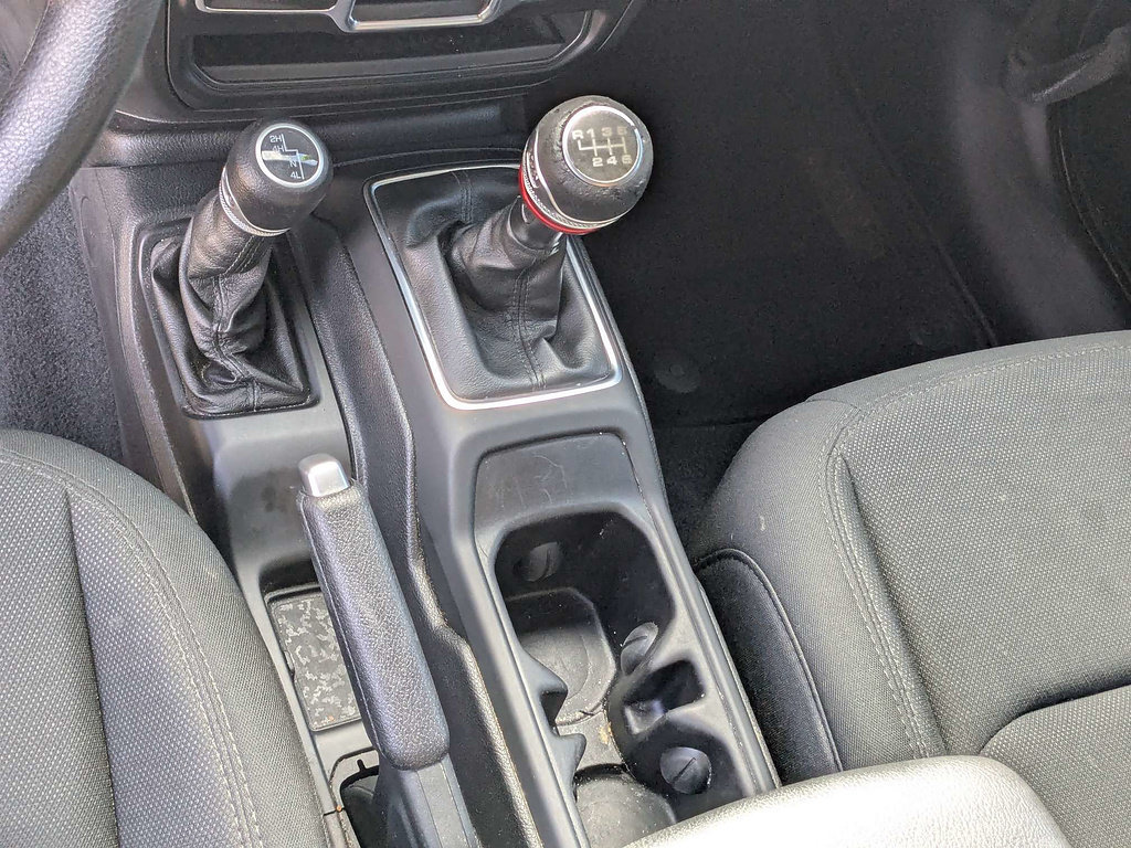 Certified 2020 Jeep Wrangler Sport AWD/4WD image 18