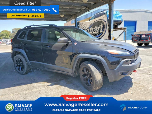 Used 2015 Jeep Cherokee Trailhawk w/ Comfort/Convenience Group AWD/4WD image 5