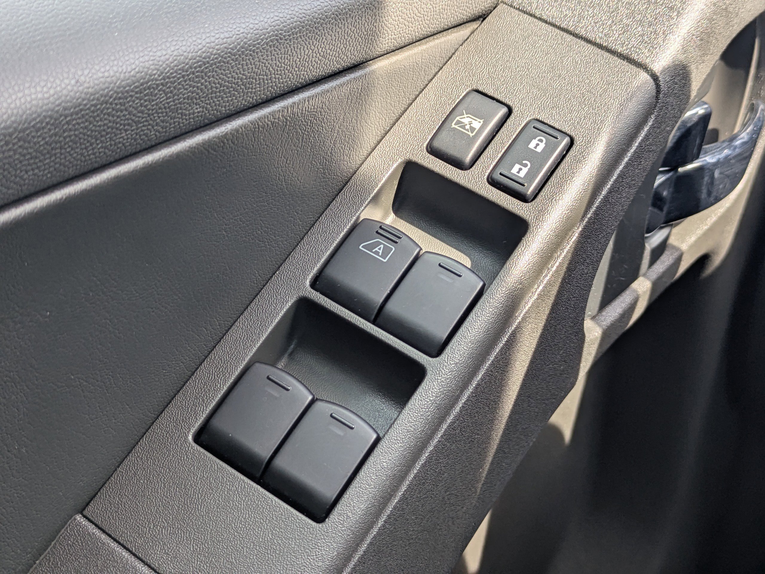 Used 2019 Nissan Frontier PRO-4X w/ Pro-4x Luxury Package image 24