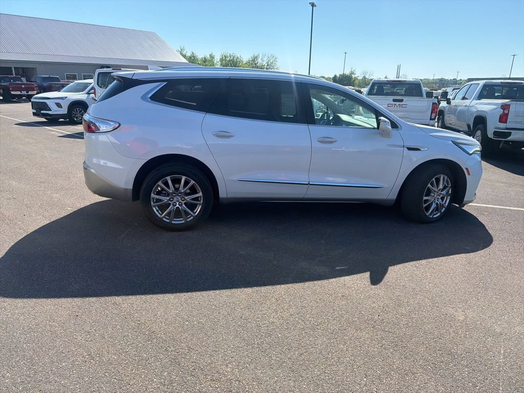 Used 2023 Buick Enclave Premium w/ Experience Buick Package AWD/4WD image 8