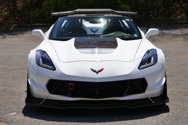 Used 2016 Chevrolet Corvette Z06 w/ 3LZ Preferred Equipment Group image 5