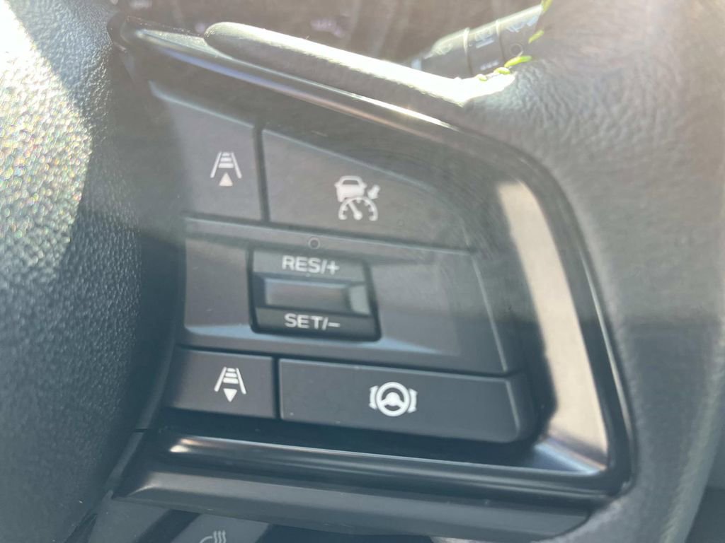 Used 2024 Subaru Ascent Onyx Edition image 32