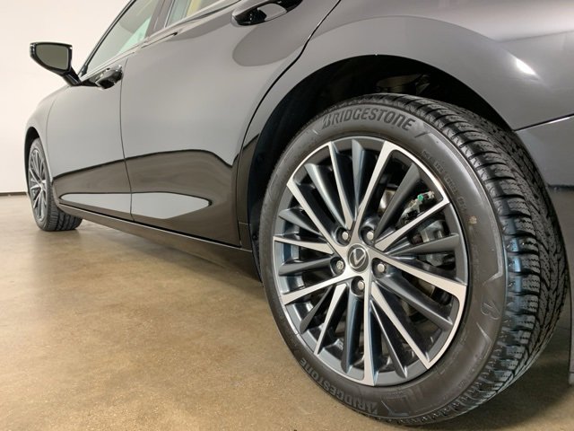 Used 2023 Lexus ES 350 w/ Premium Package image 38