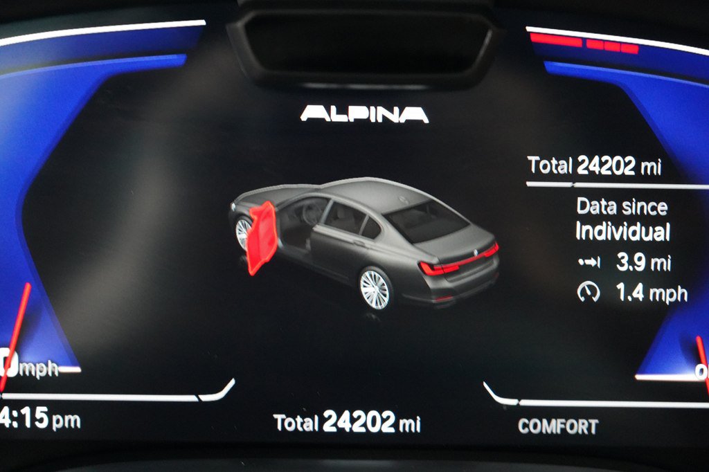 Used 2022 BMW ALPINA B7 xDrive w/ Luxury Rear Seating Package AWD/4WD image 37