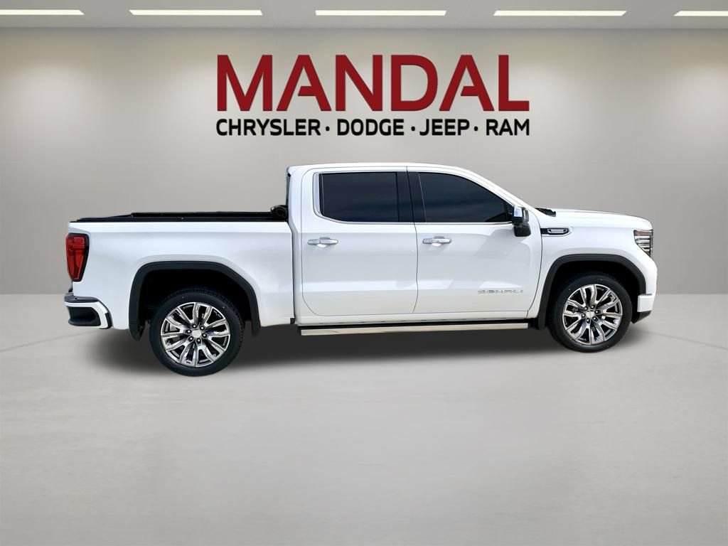 Used 2024 GMC Sierra 1500 Denali w/ Denali Reserve Package AWD/4WD image 5