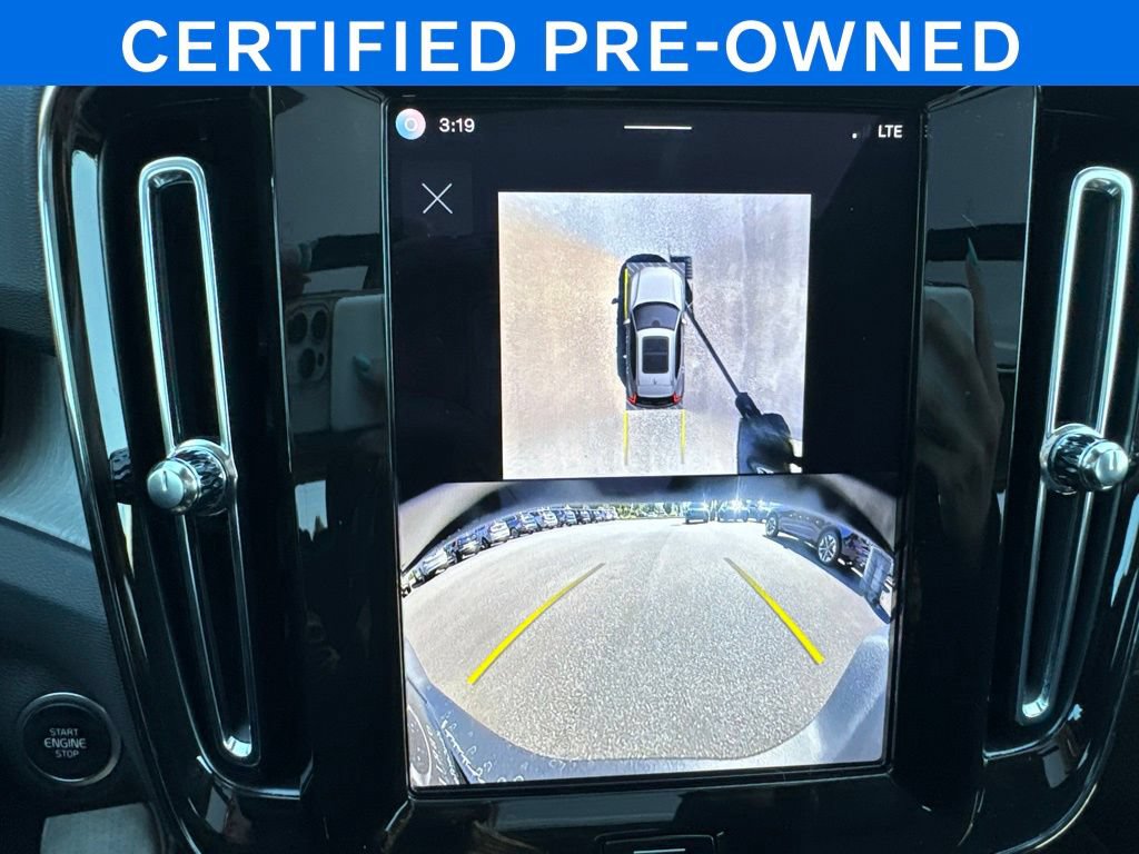 Certified 2025 Volvo XC40 B5 Plus AWD/4WD image 26