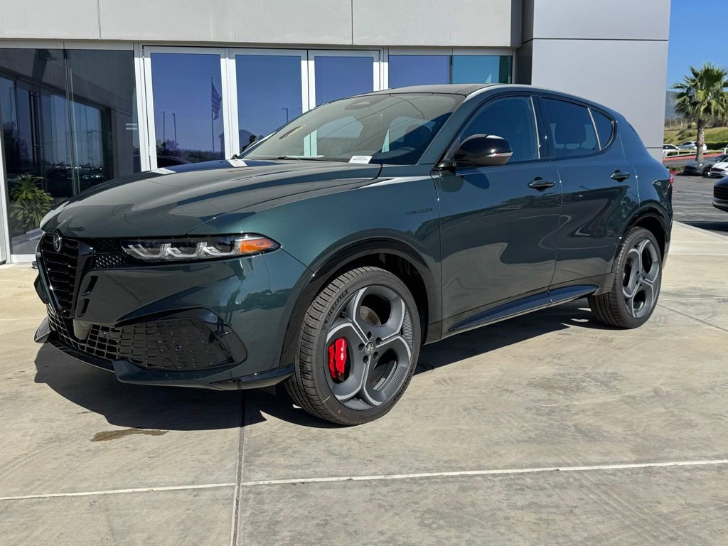 New 2026 Alfa Romeo Tonale Veloce w/ Quick Order Package 23H Volce image 3