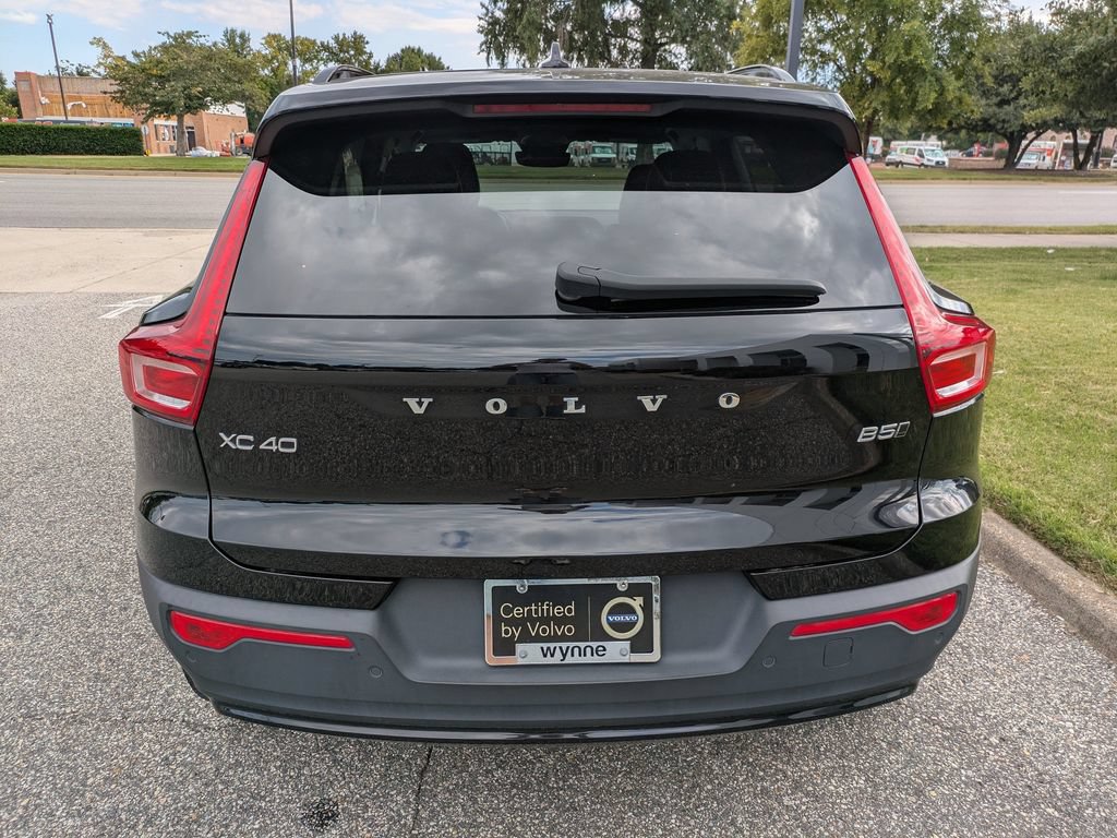 Used 2023 Volvo XC40 B5 Ultimate w/ Climate Package AWD/4WD image 5