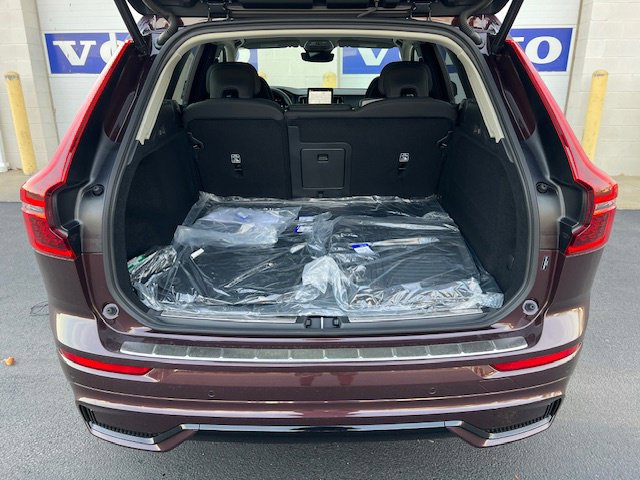 New 2026 Volvo XC60 B5 Plus w/ Protection Package Premier AWD/4WD image 41
