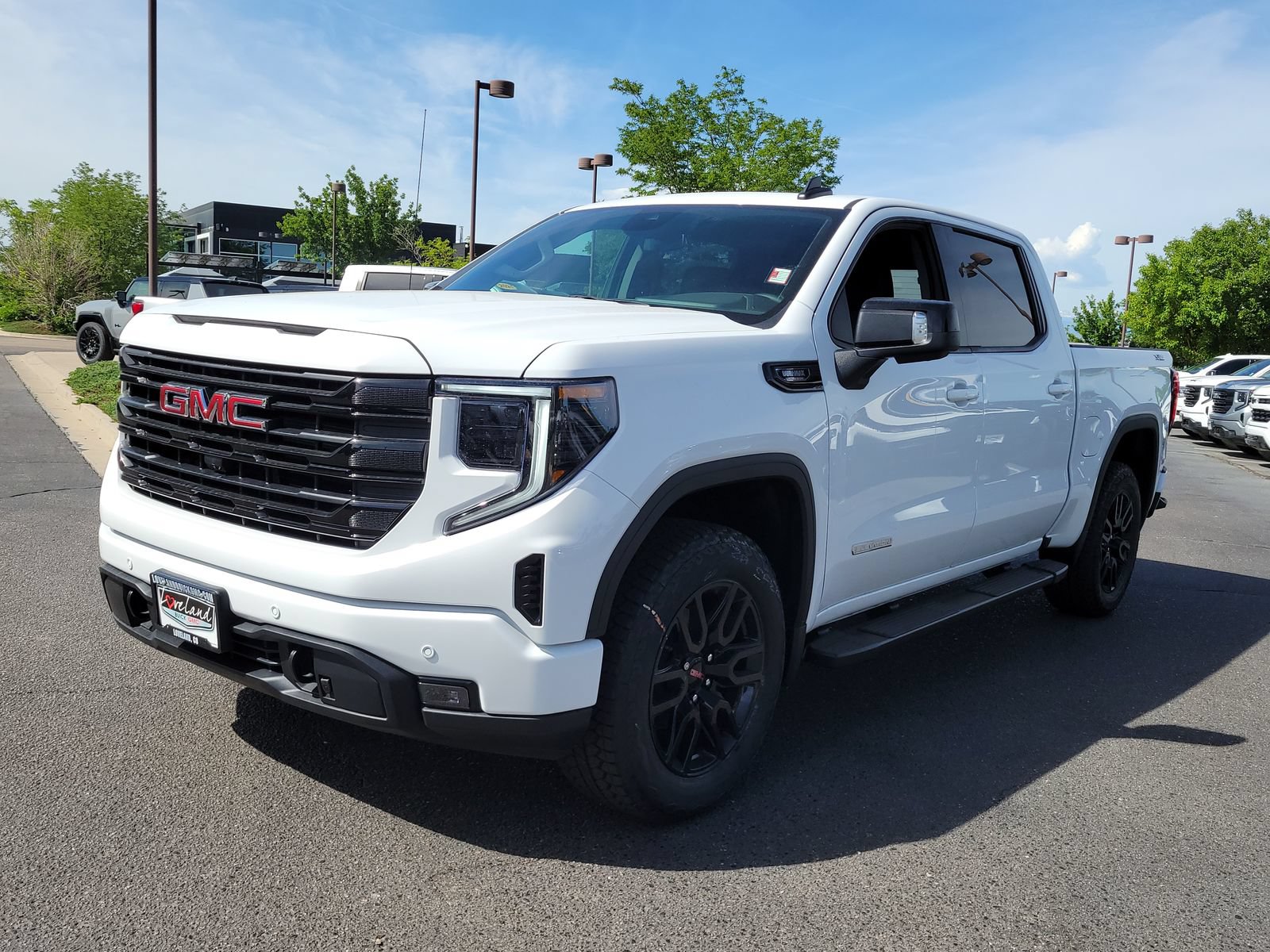 New 2026 GMC Sierra 1500 Elevation w/ Elevation Premium Package AWD/4WD image 4
