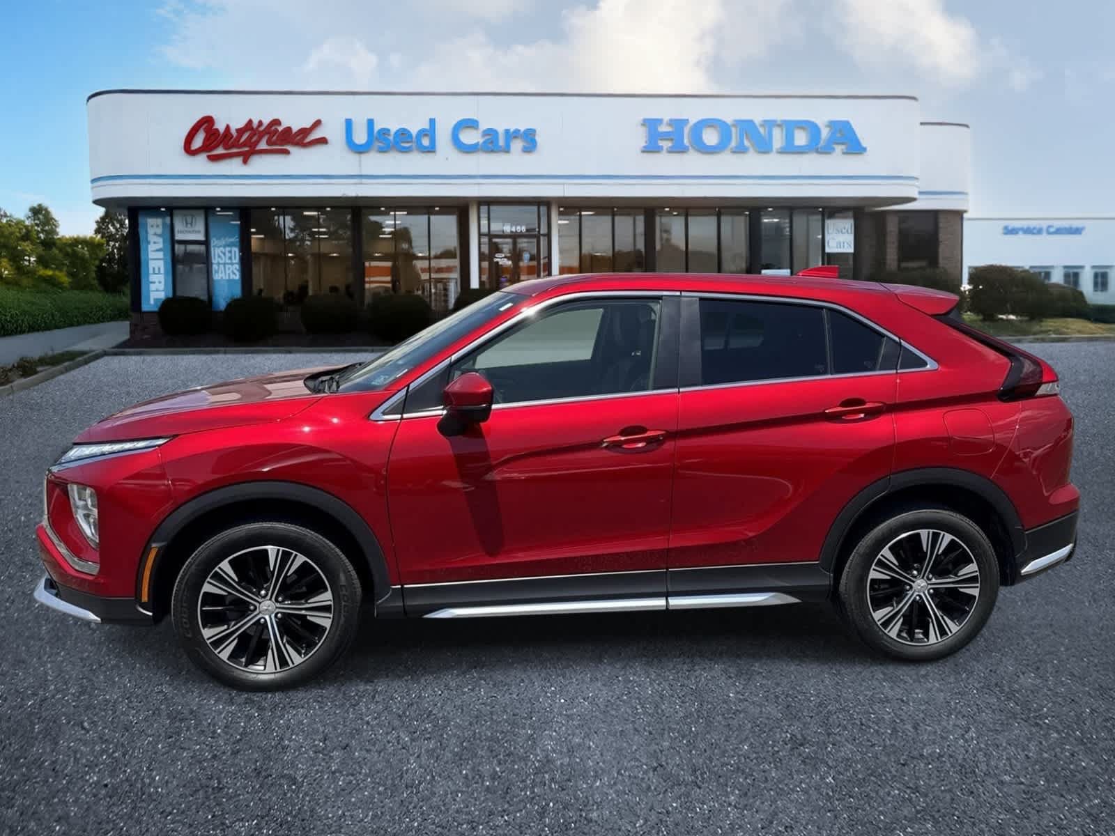 Used 2022 Mitsubishi Eclipse Cross SEL AWD/4WD image 2