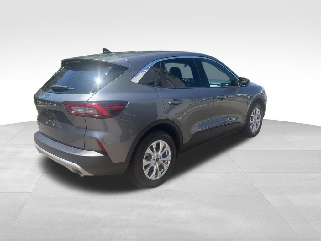 Used 2024 Ford Escape Active FWD image 9