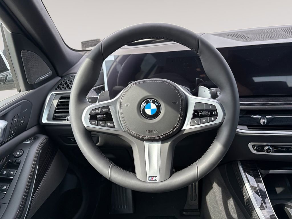 New 2026 BMW X5 xDrive40i w/ M Sport Package AWD/4WD image 12