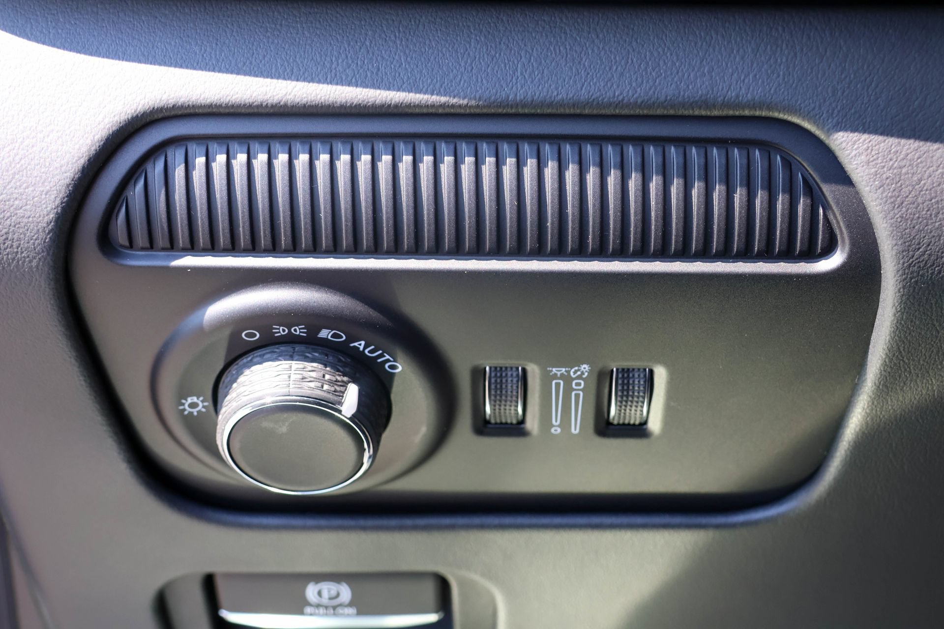 New 2026 Jeep Grand Wagoneer L Summit AWD/4WD image 34
