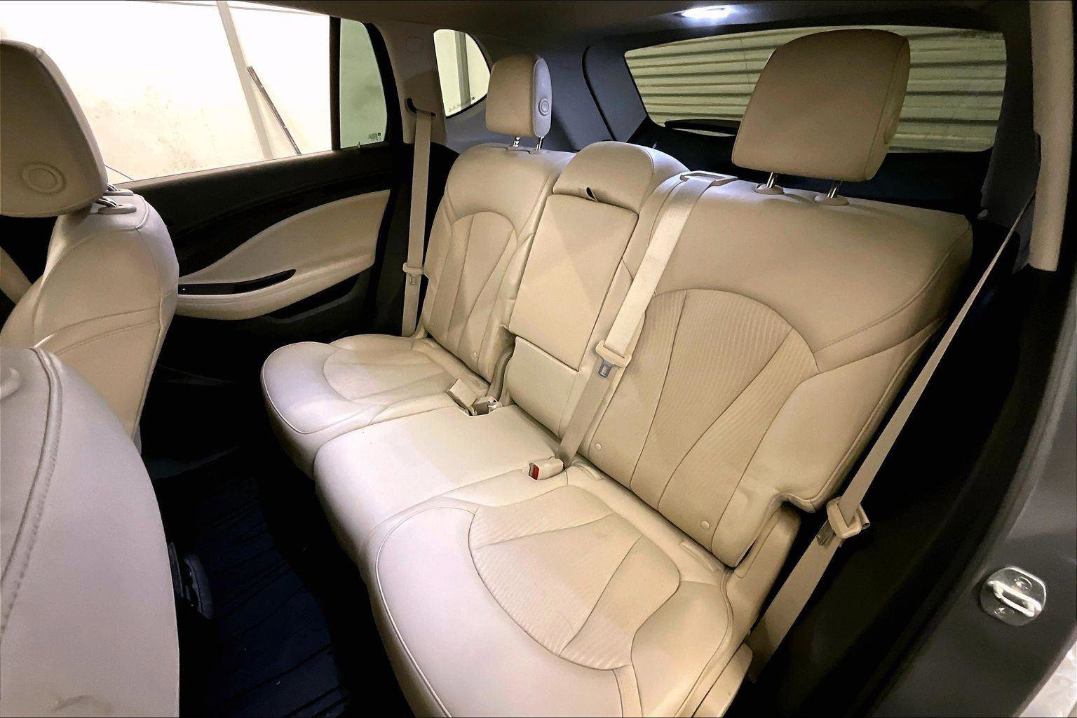 Used 2020 Buick Envision Preferred image 26