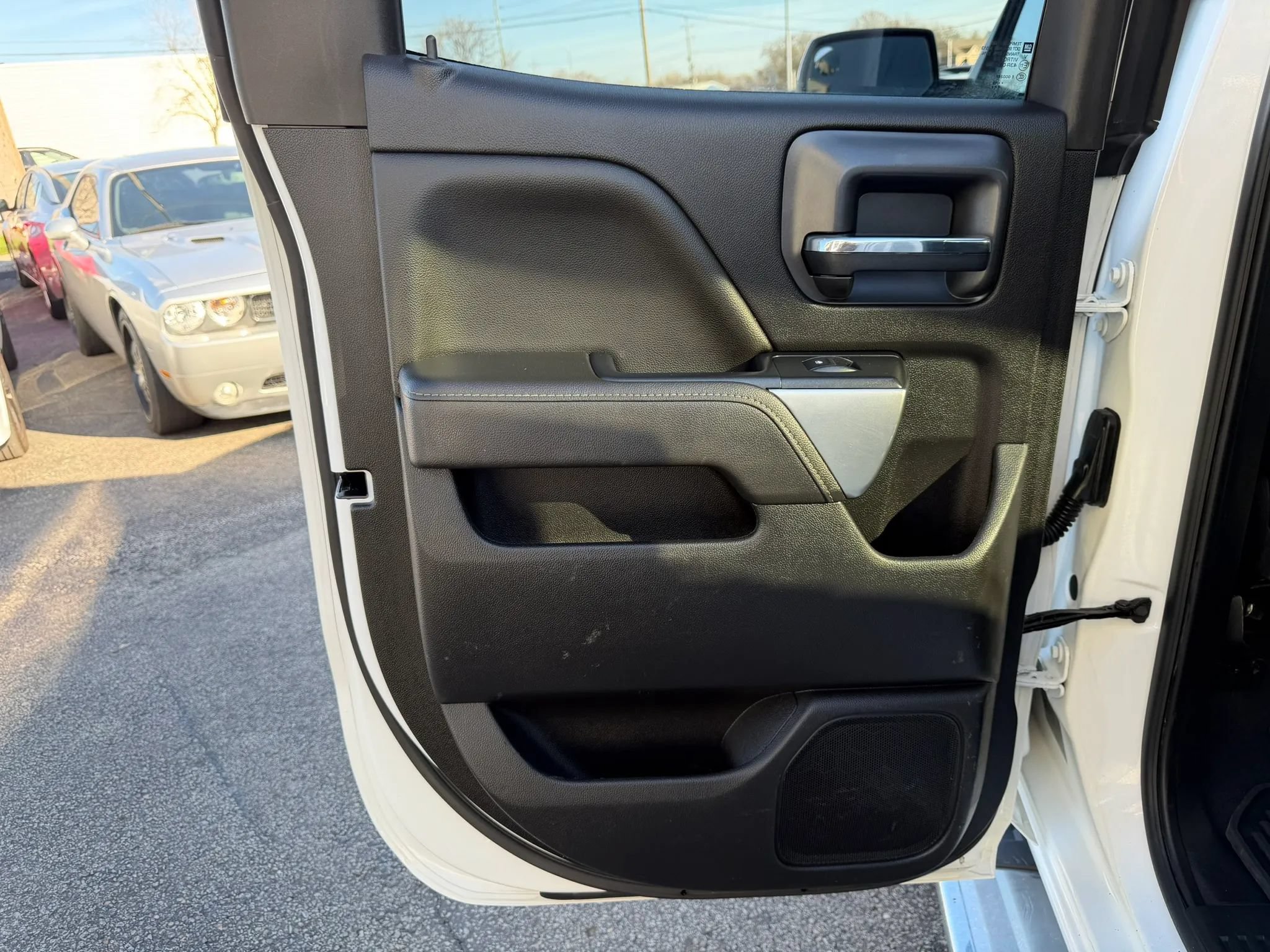Used 2019 Chevrolet Silverado 1500 LT w/ All Star Edition AWD/4WD image 21