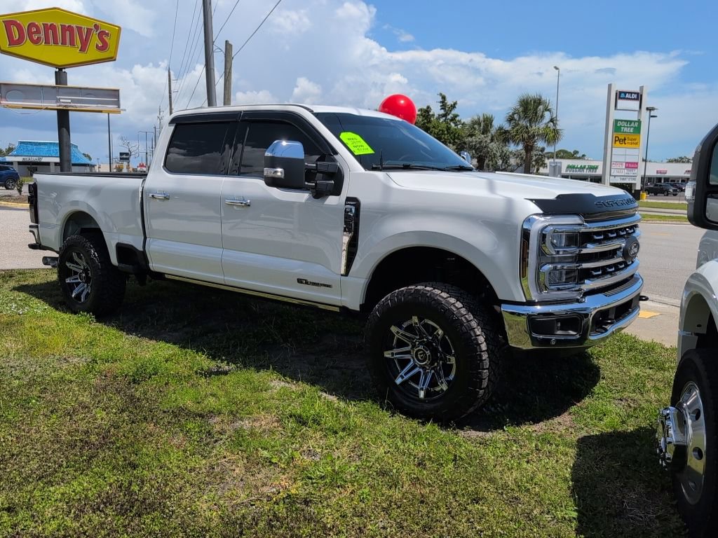 Used 2025 Ford F250 Lariat w/ Lariat Ultimate Package image 5