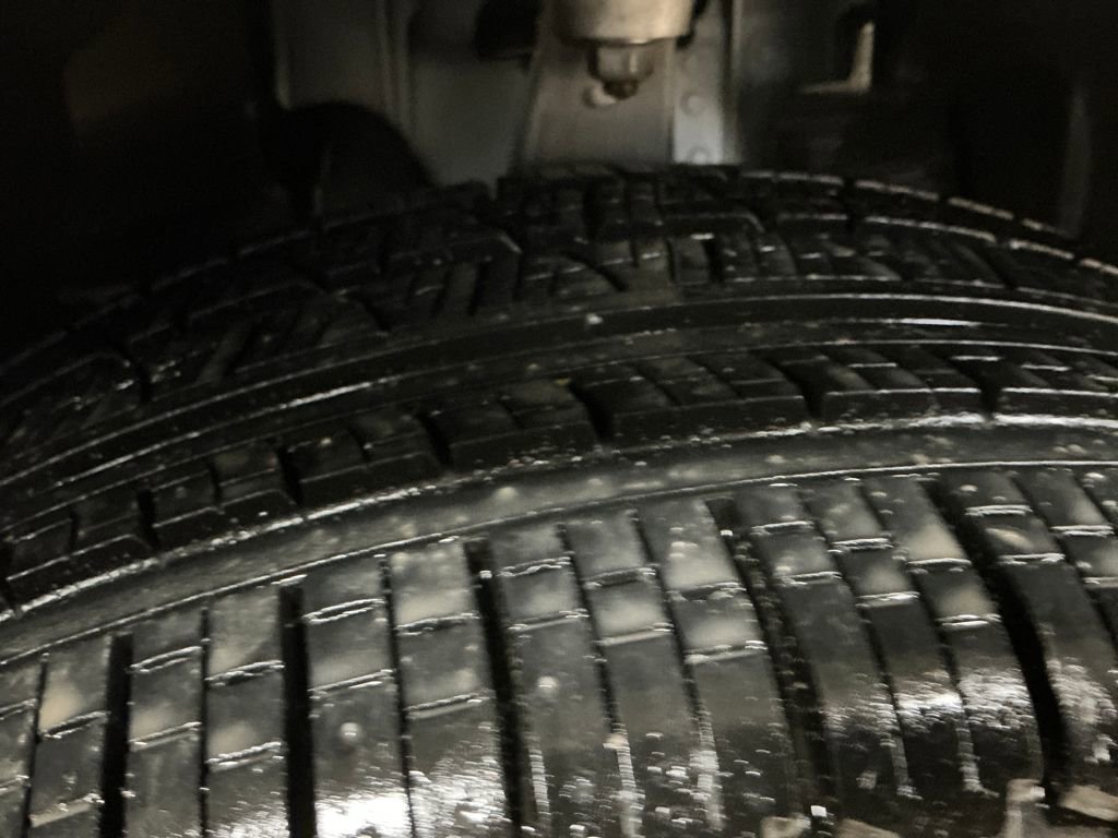 Used 2025 Volvo XC90 B6 Plus w/ Protection Package Premier image 12