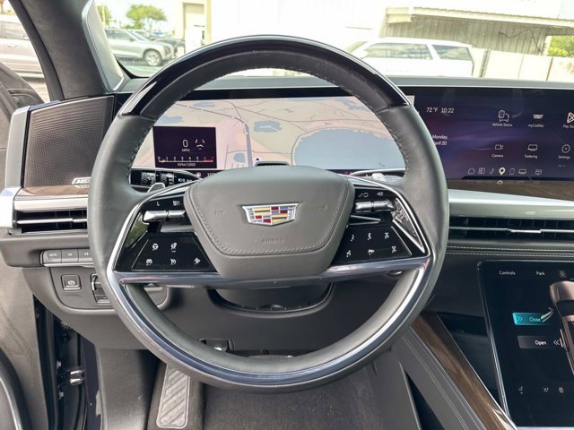 Certified 2025 Cadillac Escalade Premium Luxury Platinum image 24