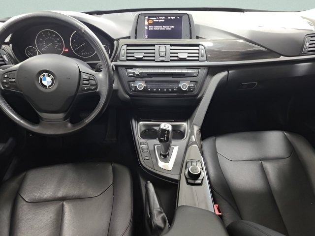 Used 2015 BMW 320i xDrive Sedan AWD/4WD image 25