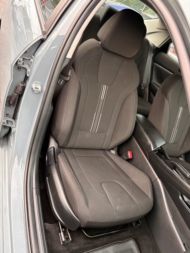 Used 2022 Hyundai Elantra SEL FWD image 15