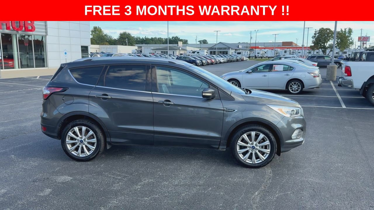 Used 2017 Ford Escape Titanium FWD image 9