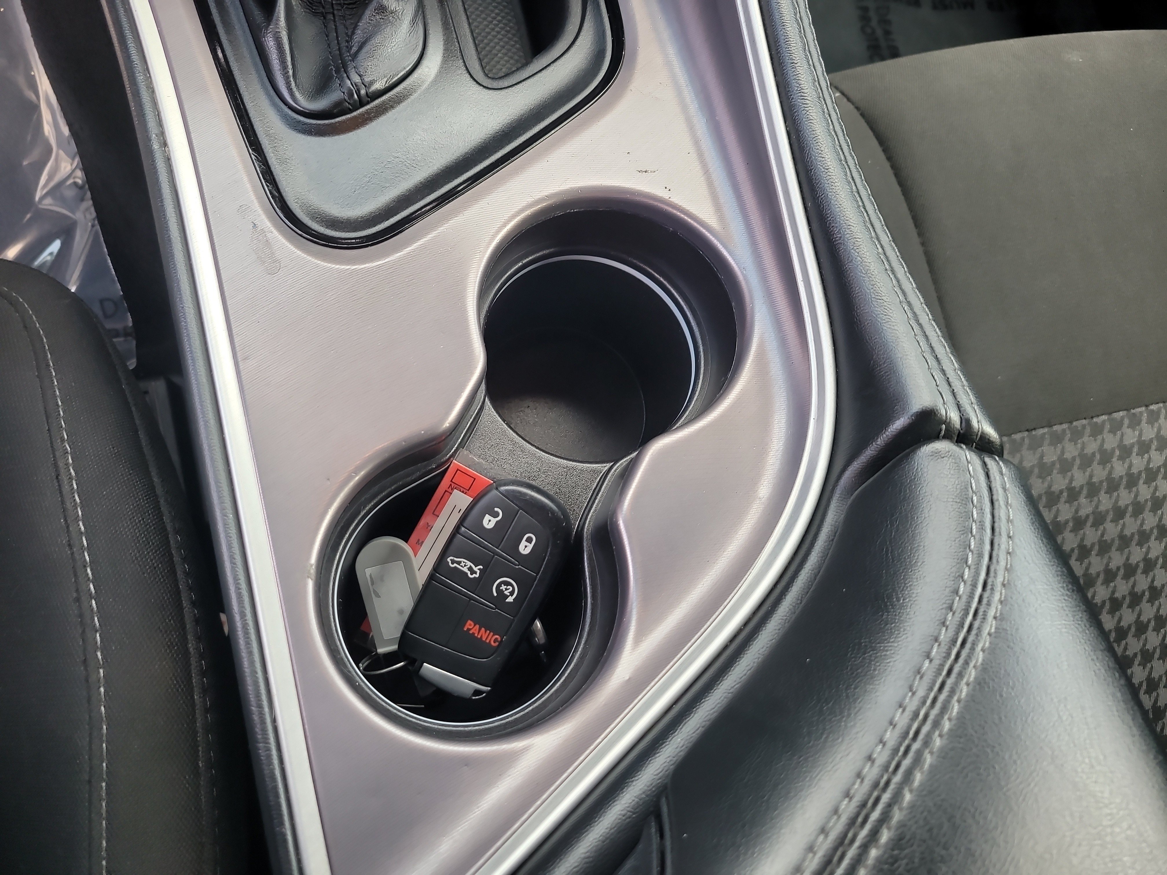 Used 2022 Dodge Challenger GT RWD image 22